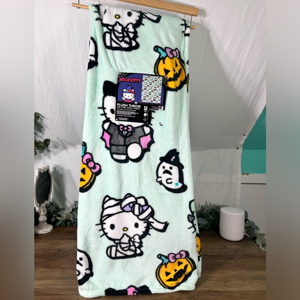 Hello Kitty Mint Green Halloween Throw